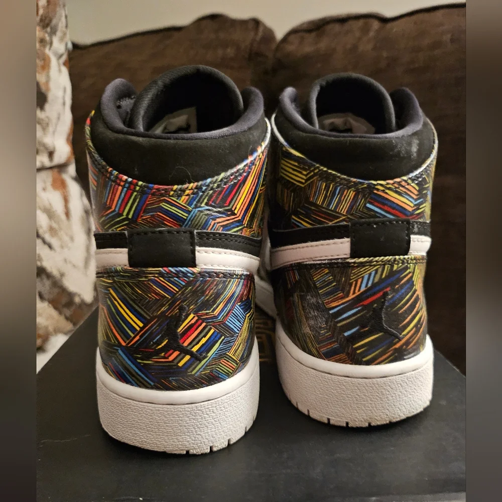 JORDAN 1 RETRO BHM (2016) (GS) - Picture 9 of 10